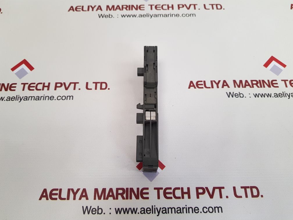 Siemens 6es7 193-4cb30-0aa0 terminal module tm-e15c24-01 used