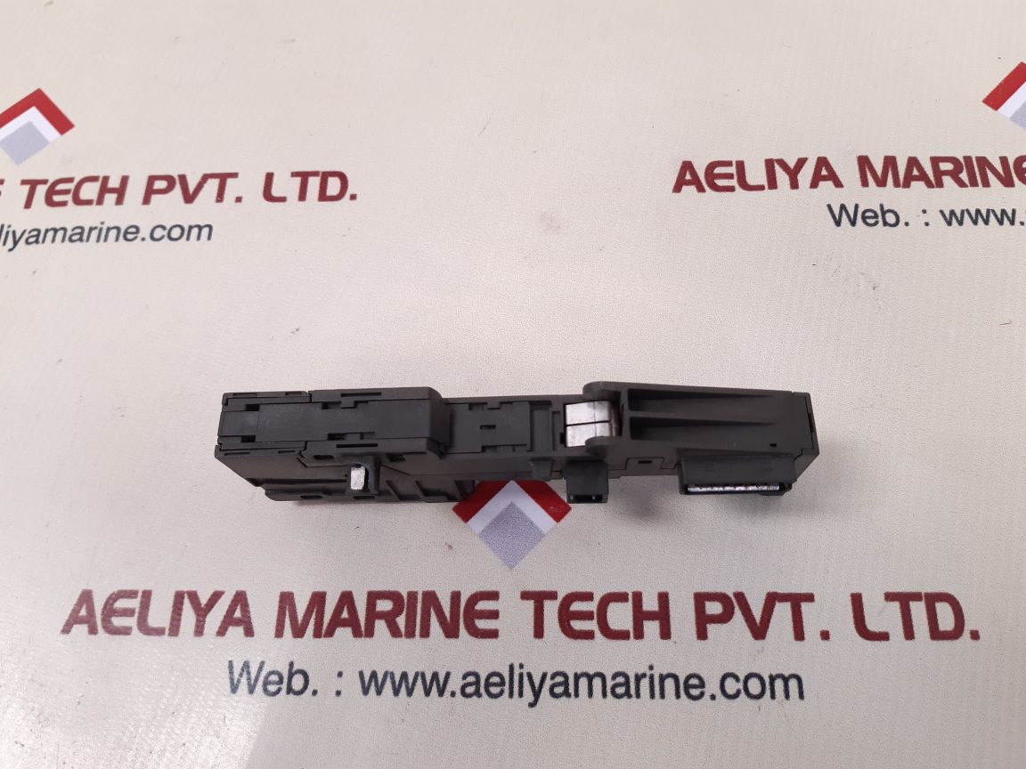 Siemens 6es7 193-4cb30-0aa0 terminal module tm-e15c24-01
