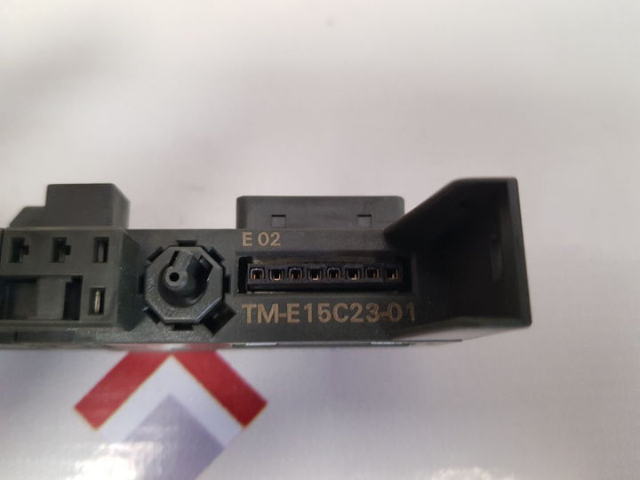 Siemens 6es7 193-4cb10-0aa0 terminal module tm-e15c23-01