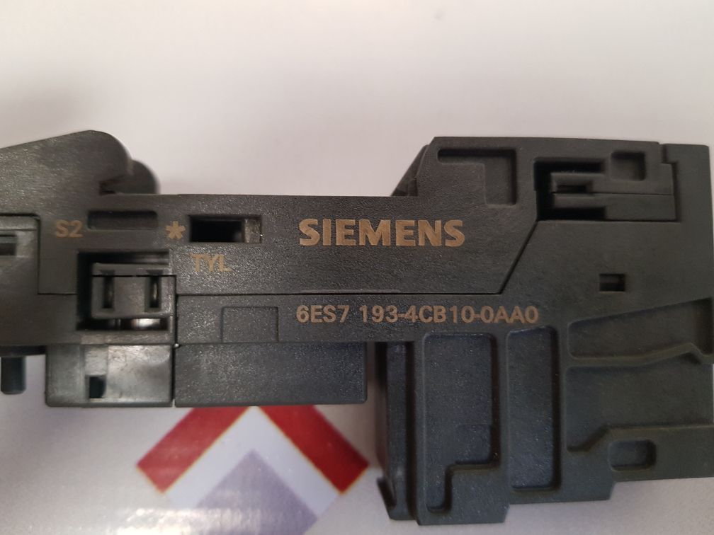 Siemens 6es7 193-4cb10-0aa0 terminal module tm-e15c23-01
