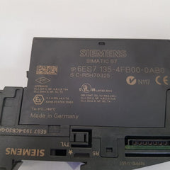 Siemens simatic s7 6es7 135-4fb00-0ab0 output module with 6es7 193-4cb30-0aa0