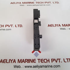 Siemens 6es7 132-4hb00-0ab0 output module with 6es7 193-4ca20-0aa0