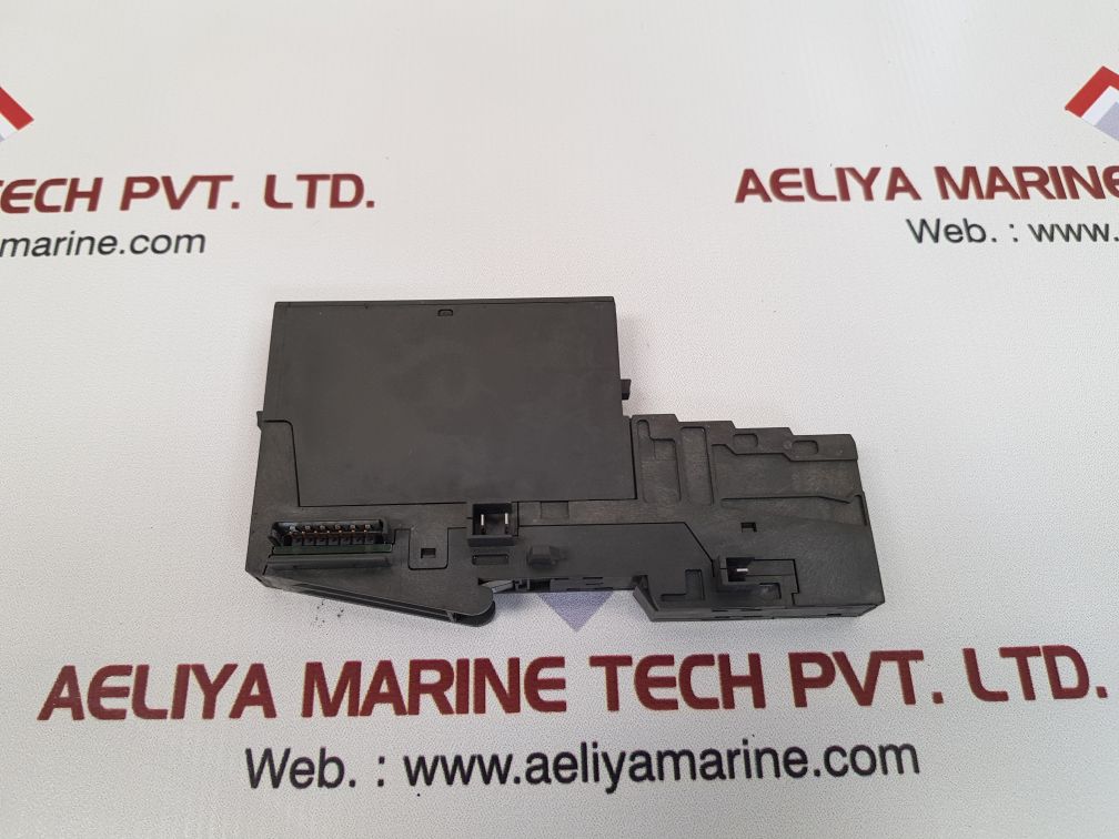Siemens 6es7 134-4fb00-0ab0 module with 6es7 193-4cb30-0aa0 Used