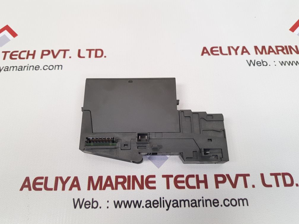 Siemens 6es7 132-4bb00-0ab0 output module 6es7 193-4cb10-0aa0