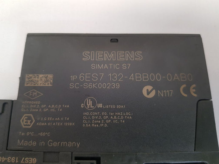 Siemens 6es7 132-4bb00-0ab0 output module 6es7 193-4cb10-0aa0