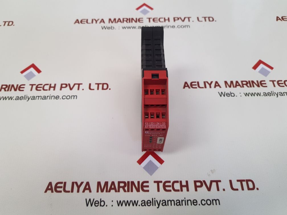 Telemecanique xps-af/serie b safety relay xpsaf5130