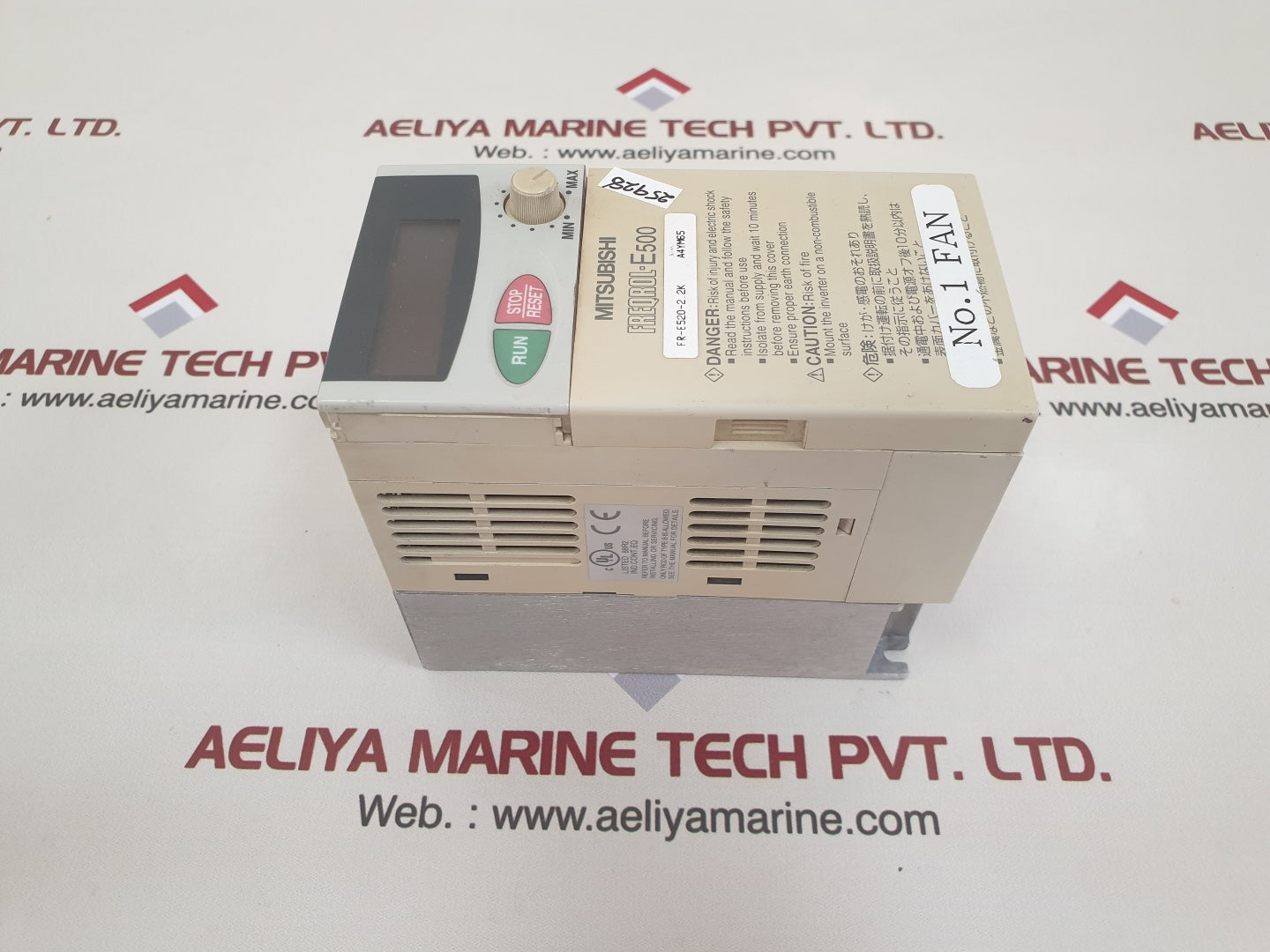Mitsubishi fr-e520-0.4k inverter