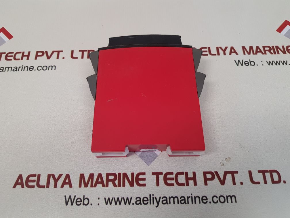 Pr electronics 4114 universal transmitter with 4501 front display 