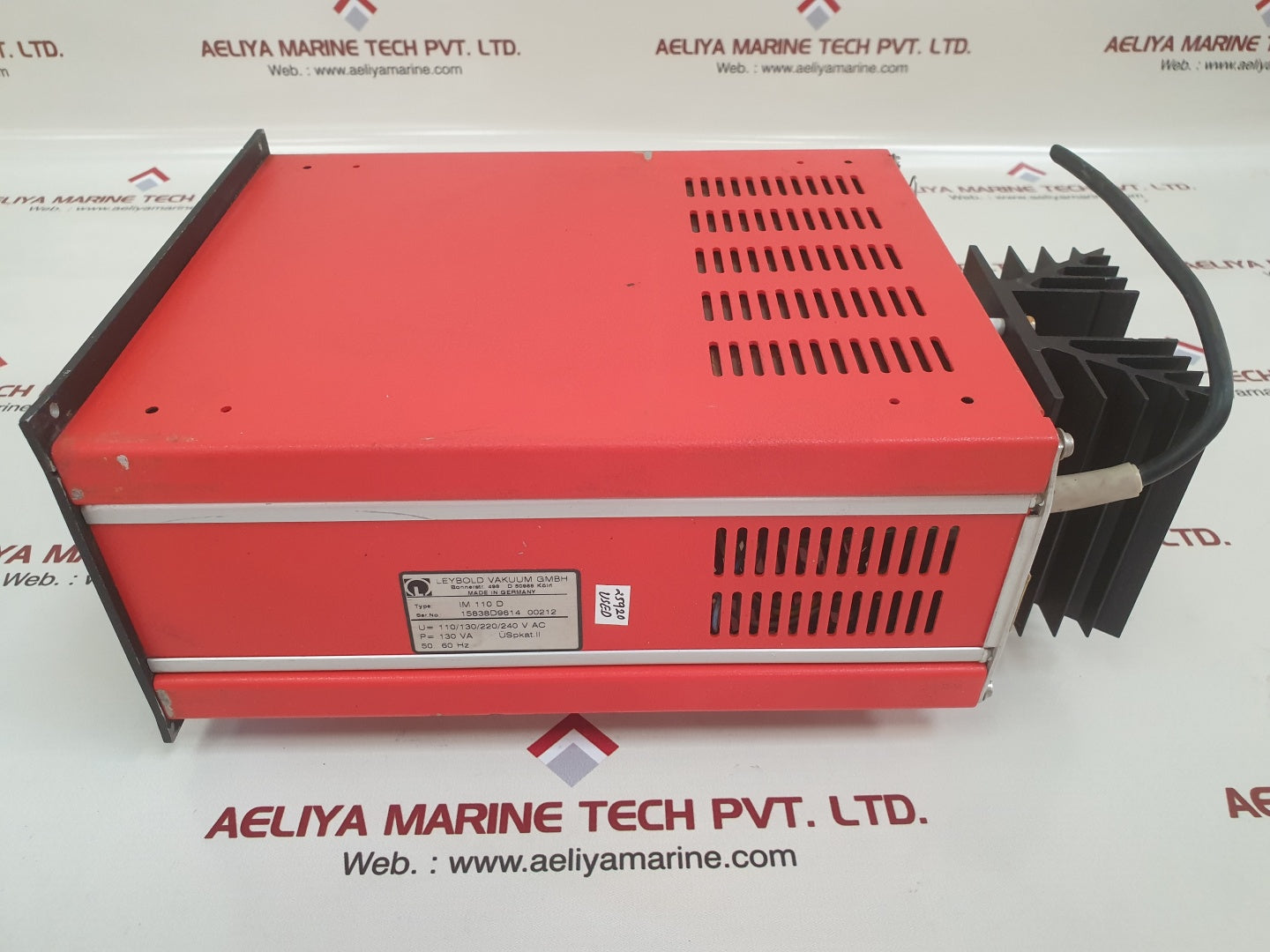 Leybold ionivac im 110 d vakcuum gauge controller