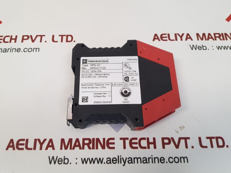 Telemecanique xps-vc safety module xpsvc1132