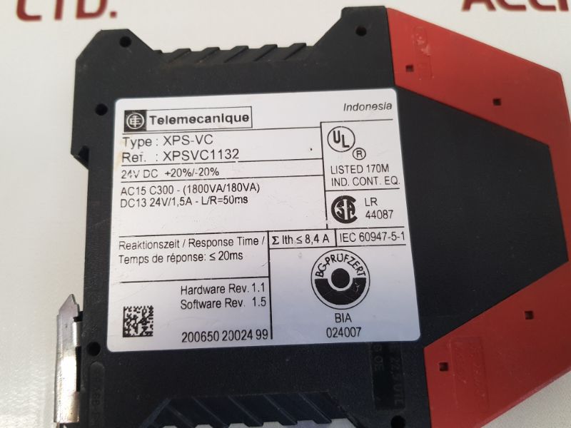 Telemecanique xps-vc safety module xpsvc1132
