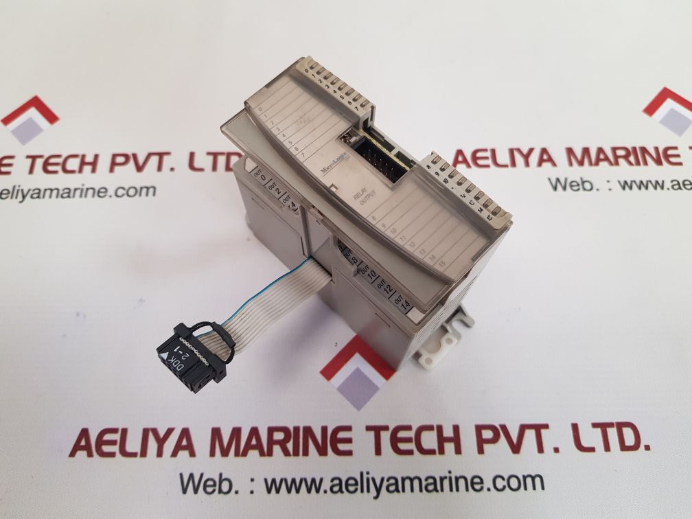 Allen-bradley 1762-ow16 ser.a 16 pt. vac/vdc relay output
