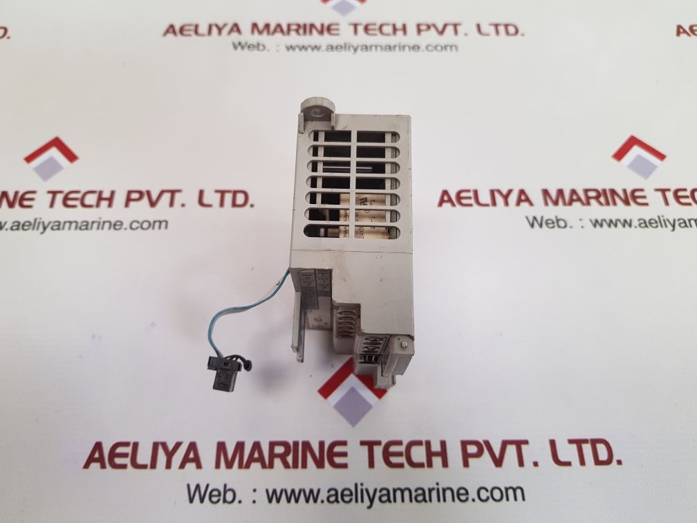 Allen-bradley 1762-ow8 micro logix 1200 output module
