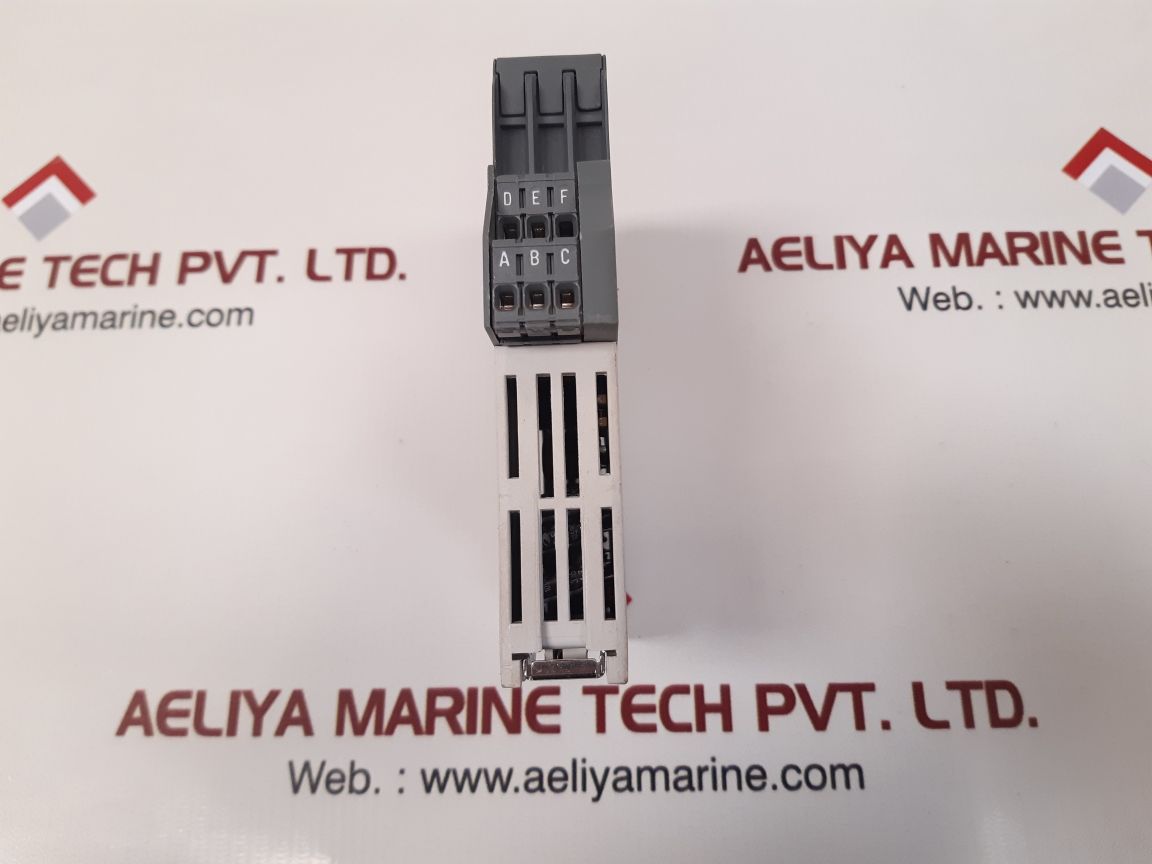 Abb cc-u/std universal analog standard signal converter 1svr040000r1700