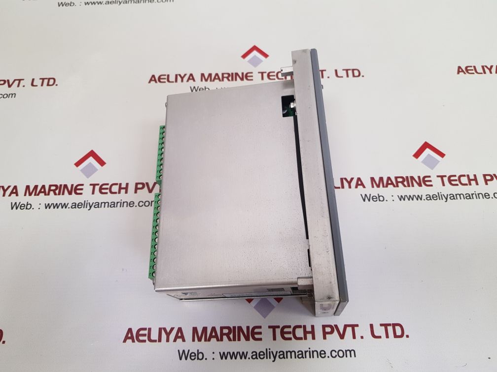 Raytheon 133-812.ng001 e01 nav data repeater
