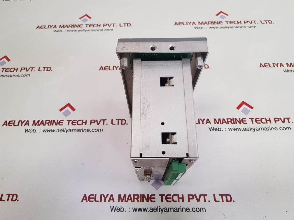 Raytheon 133-812.ng001 e01 nav data repeater
