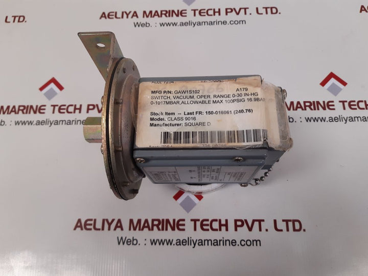 Square d class 9016 gaw-1 series c vacuum switch 
