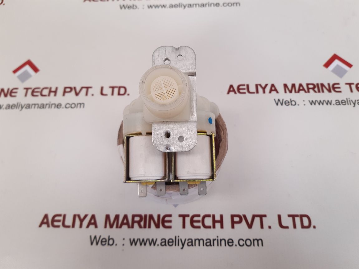 Electrolux 4718236-08 3-way valve multiport
