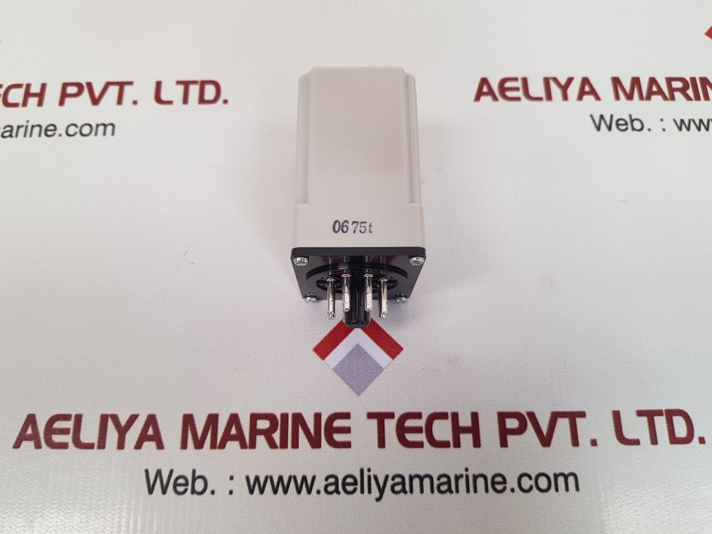 Omron apr-s phase reversal relay