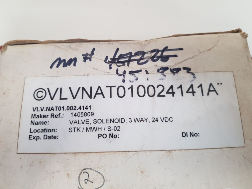 Versa esm-3011-34-ars-e2sp-z-38-d024 pneumatic three-way directional valve