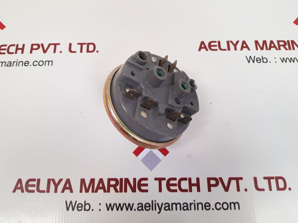 Notuk 772 11-14/780 21-24 pressure safety switch 70/30-130/40