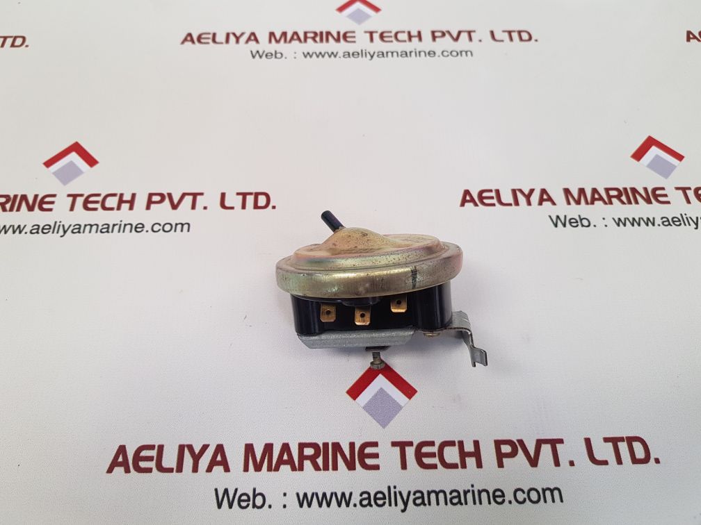 Eaton 738-741-2 water level switch 3348542