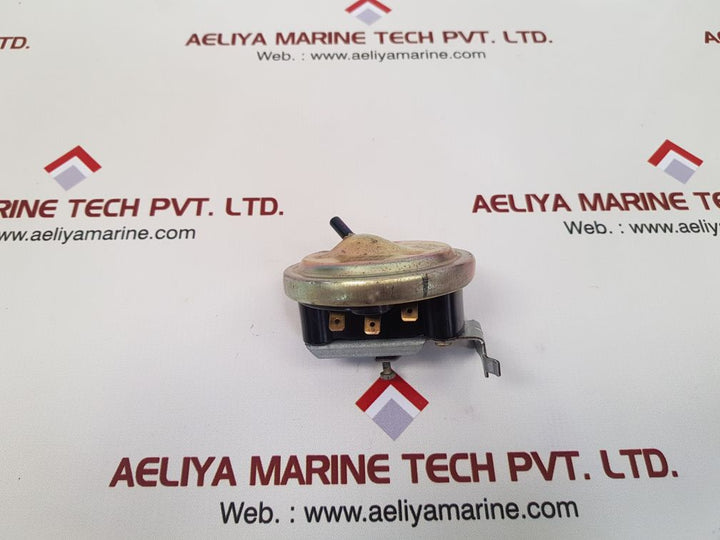 Eaton 738-741-2 water level switch 3348542