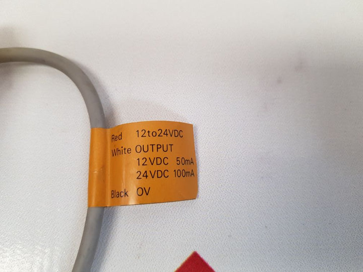 Omron tl-w5mc1 proximity sensor