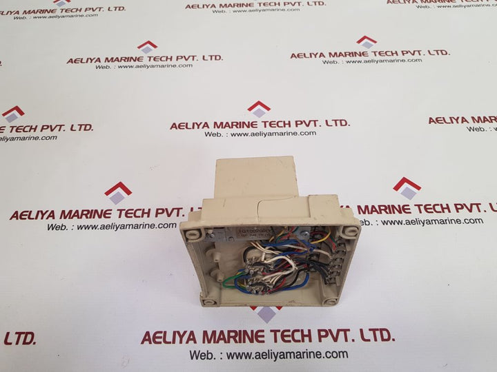 Omron 61f-g1t-mx floatless level switch with 61f-11t relay unit