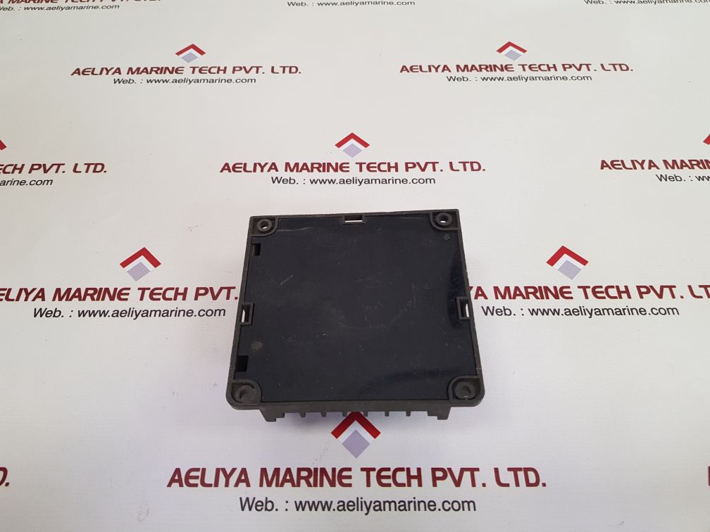 Omron 61f-g1t-mx floatless level switch with 61f-11 relay unit 50/60hz