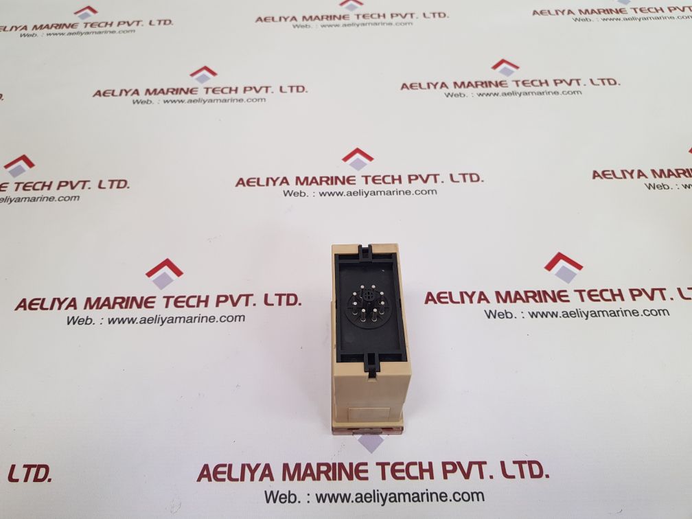 Omron se-sp1n motor relay current 4 to 10 x 8a