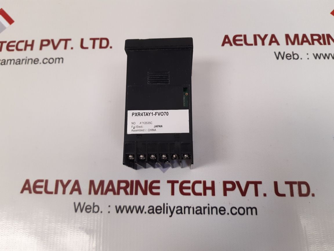 Fuji electric pxr-4 temperature controller pxr4tay1-fvo70