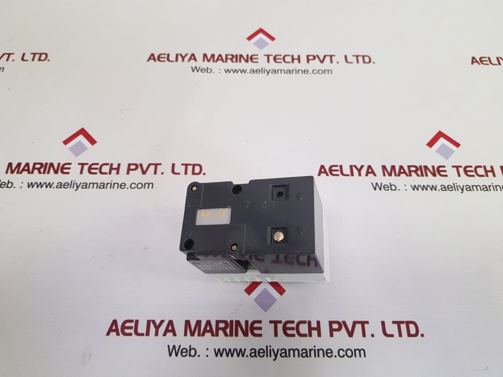 Telemecanique ca2-ft 141 time relay 240v 50hz