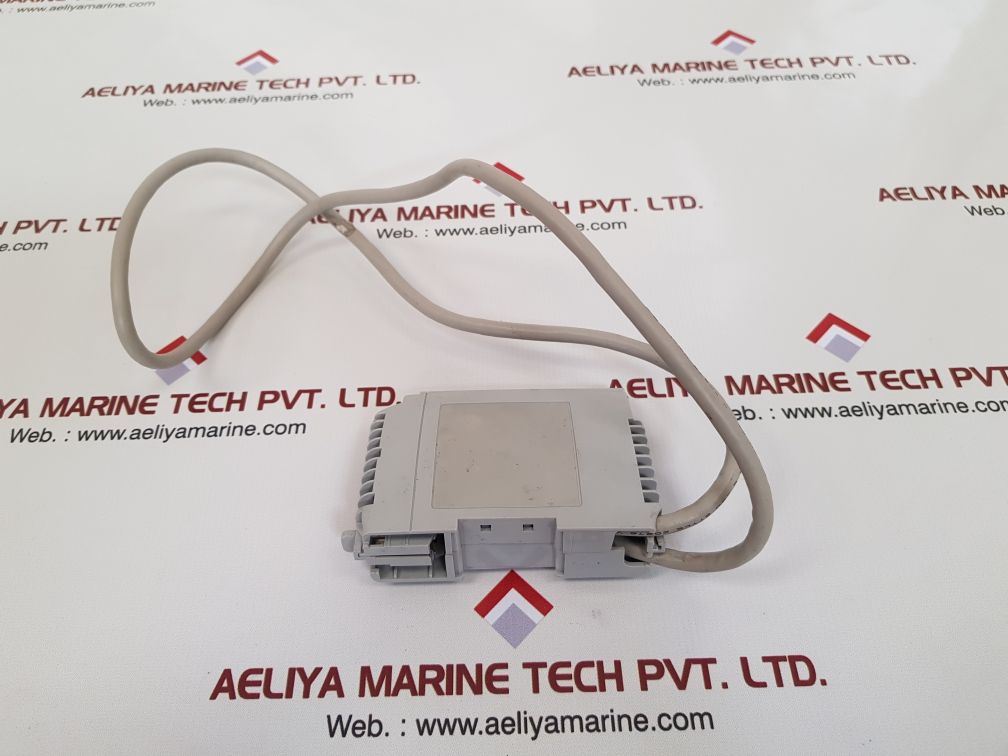 Allen-bradley 1769-crl3 ser: a rev: 1 compact i/o module with expansion cable