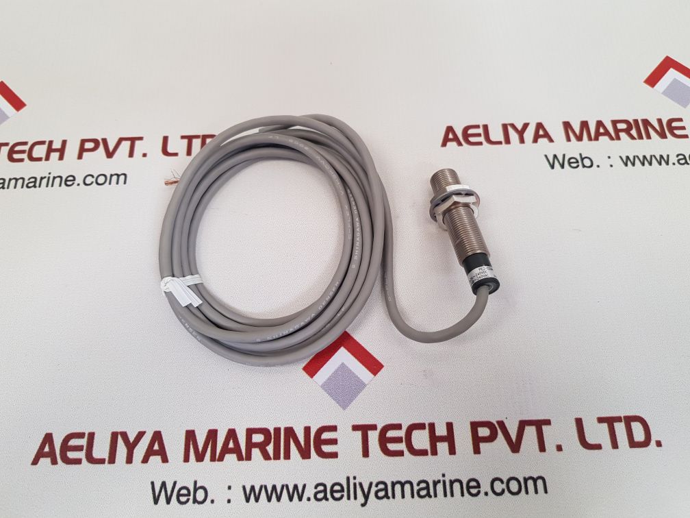 Fuji electric pe2-cs3w proximity switch