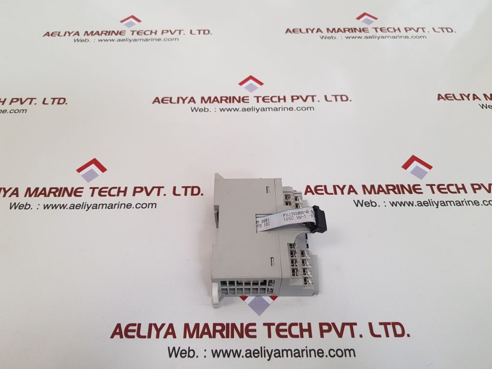 Allen-bradley micrologix 1200 1762-iq8ow6 ser:a rev:a relay output