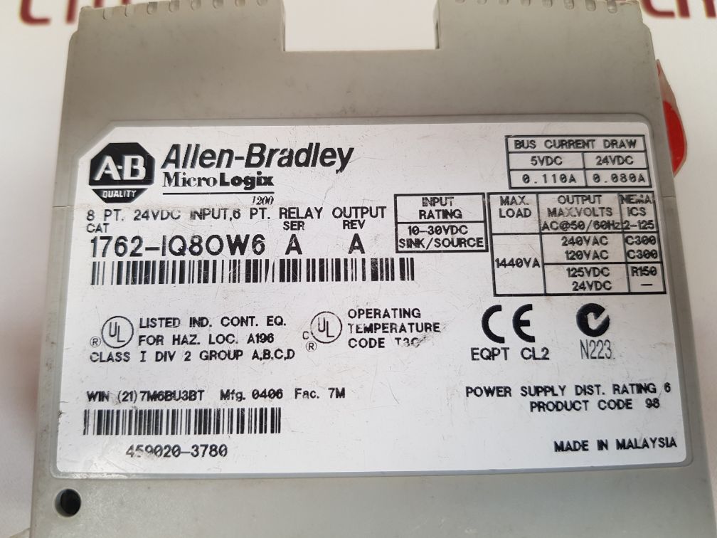 Allen-bradley micrologix 1200 1762-iq8ow6 ser:a rev:a relay output