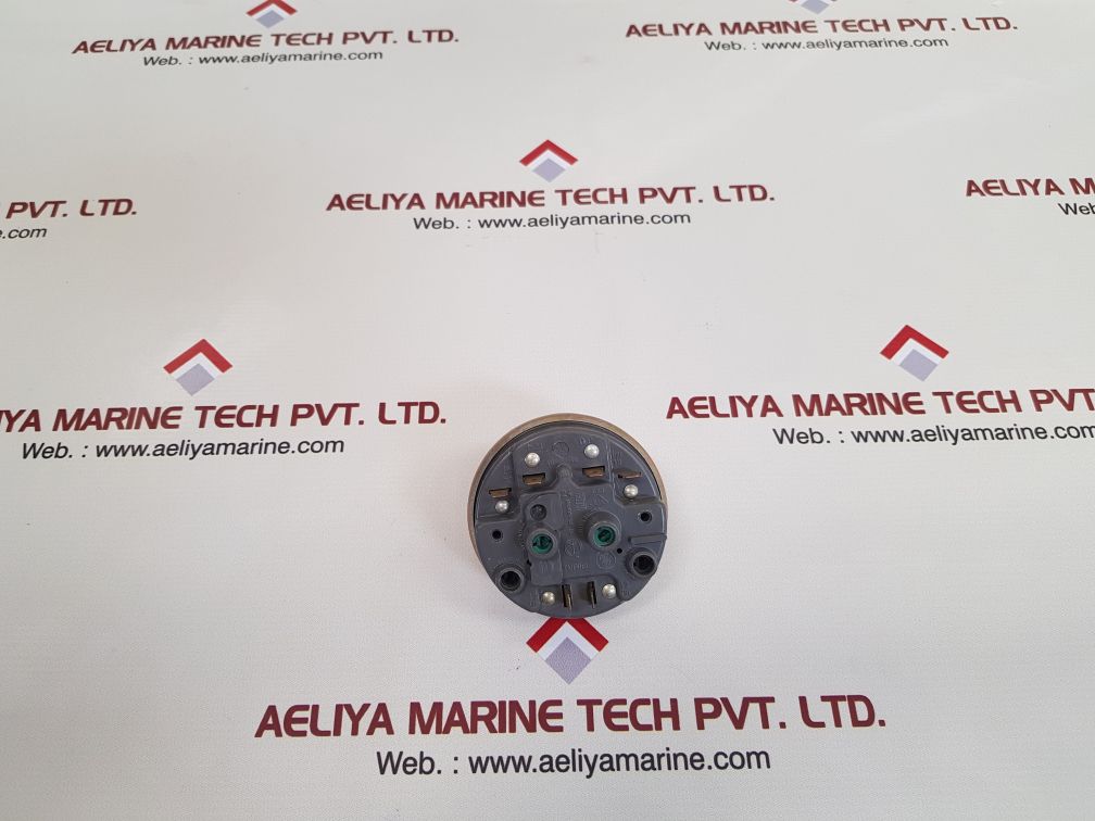 Notuk 772 11-14/780 21-24 pressure safety switch used