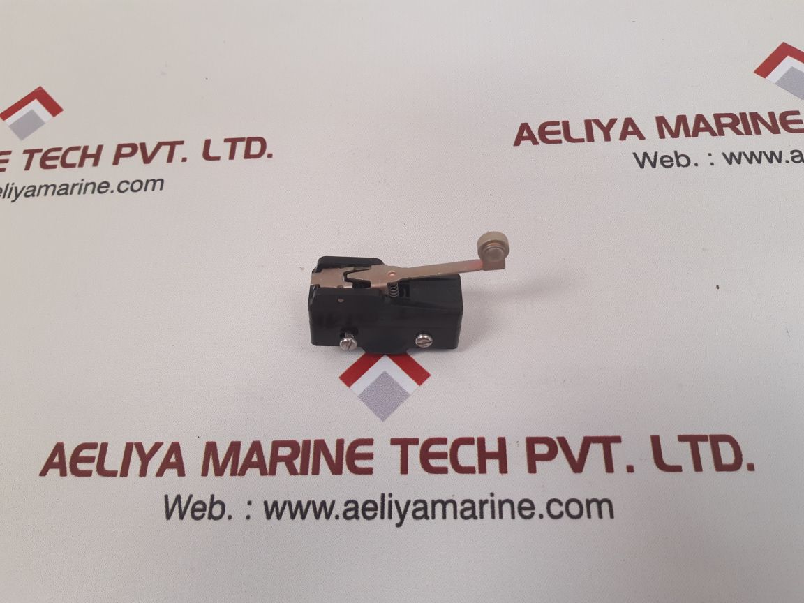 Honeywell bz-2rw82-a2 micro limit switch and roller lever
