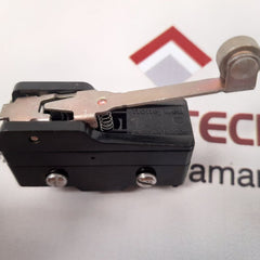 Honeywell bz-2rw82-a2 micro limit switch and roller lever
