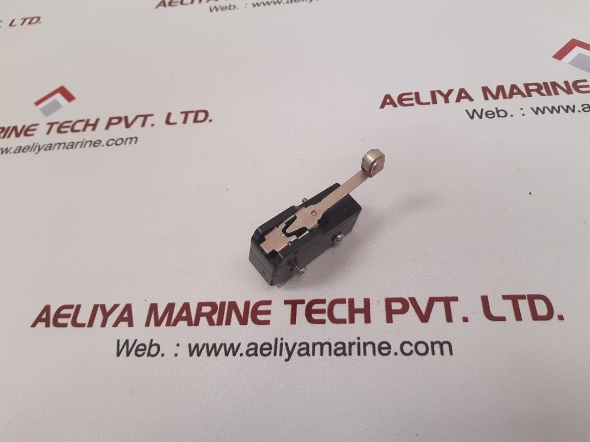 Honeywell bz-2rw82-a2 micro limit switch and roller lever
