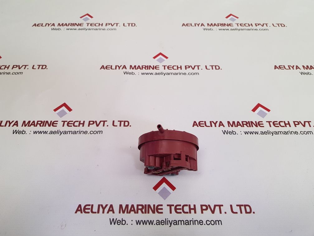 Emz 39.0323 c pressure switch New 