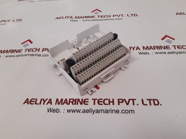 Abb tu830v1 extended module termination unit 3bse013234r1 55'c