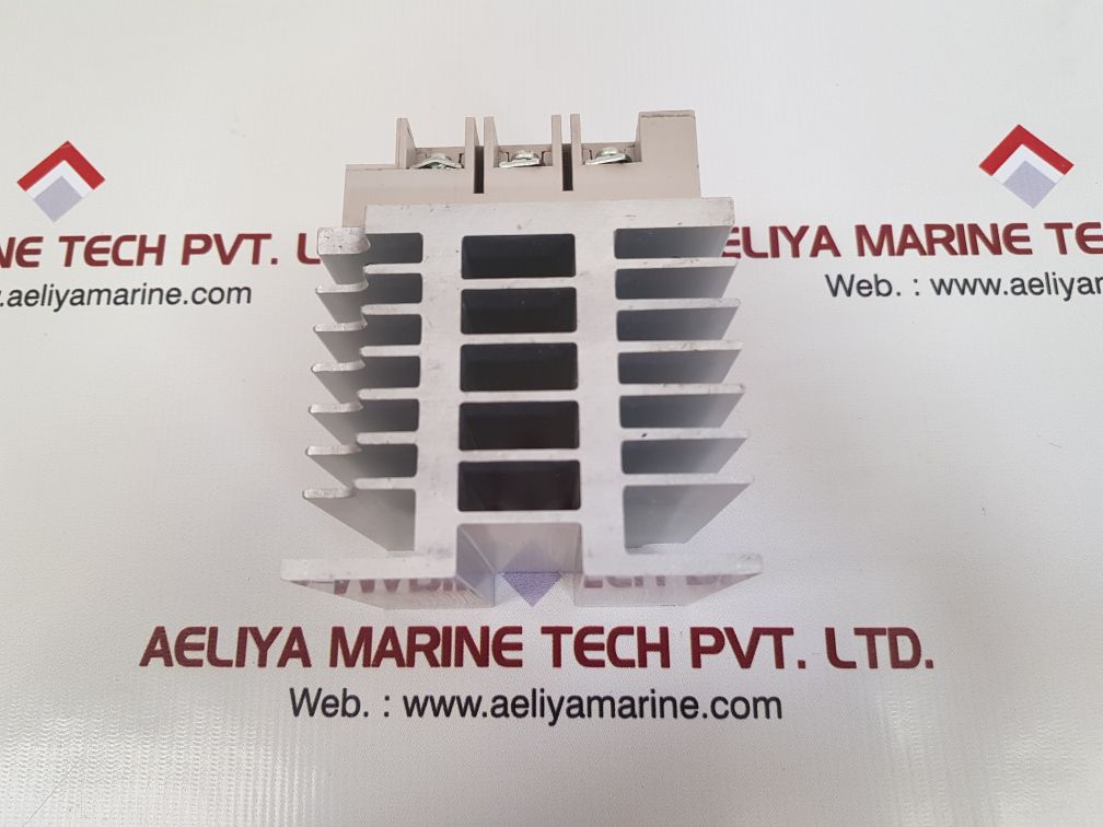 Omron g3pb-225b-2h-vd solid state contactor