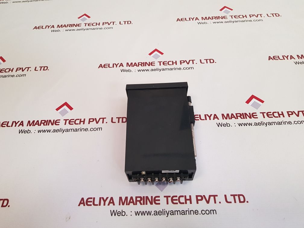 Veksler i-19 series digital temperature indicator