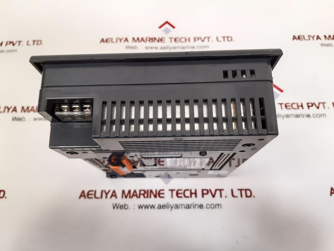 Pro-face 2880061 operator interface panel gp2400-tc41-24v 