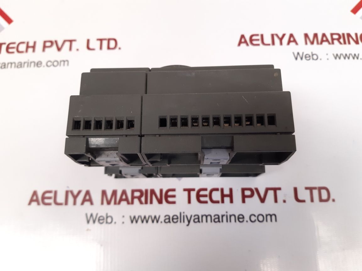 Siemens 6ed1 052-1md00-0ba5 logic module with 6ed1 055-1hb00-0ba0