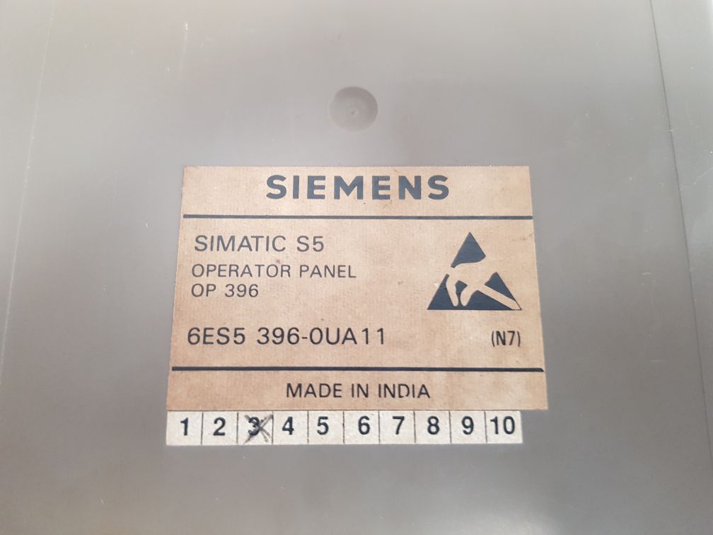 Siemens simatic s5 6es5 396-0ua11 operator panel
