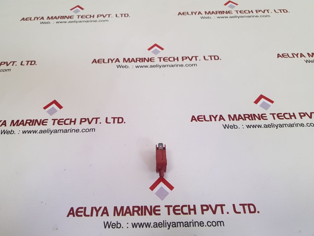 Marquardt 1117.0101 momentary pushbutton