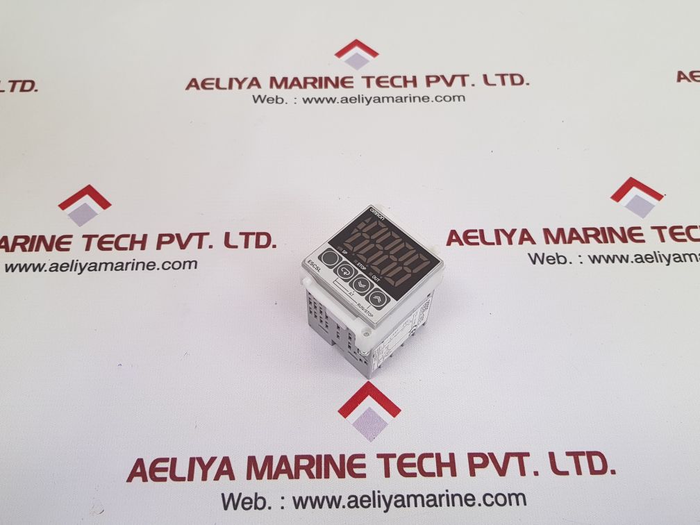 Omron e5csl-qtc temperature controller